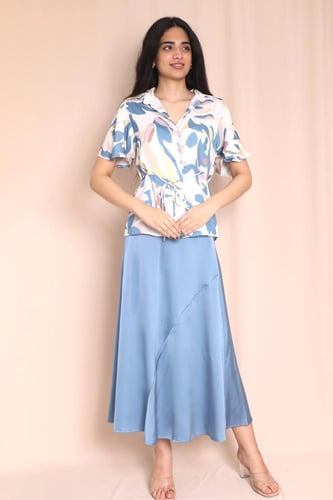 طقم نسائي تنورة