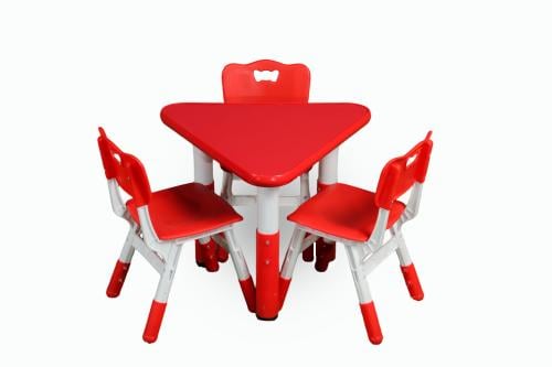 طاولة احمر ابيض مثلث