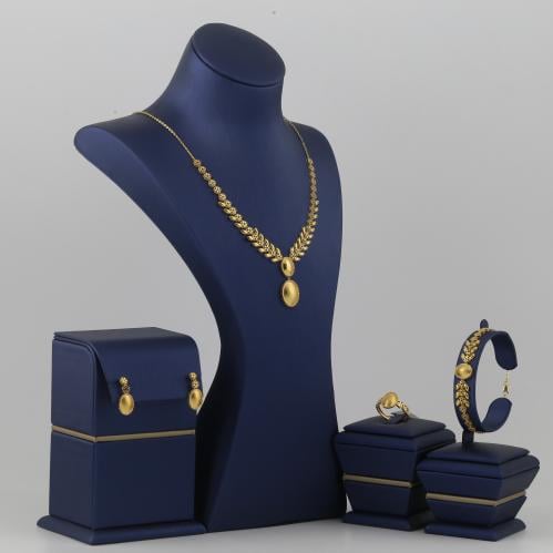 طقم ذهب غصن الزيتون بيضاوي بصمة - عيار 21