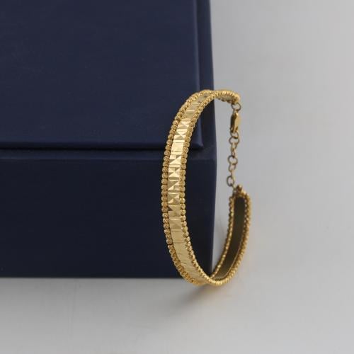 Gold bracelet standing wavy with laser ball ends - 21 karat