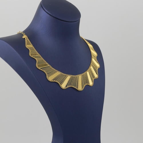 طقم ذهب سلم الذهب مموج لماع - عيار 21