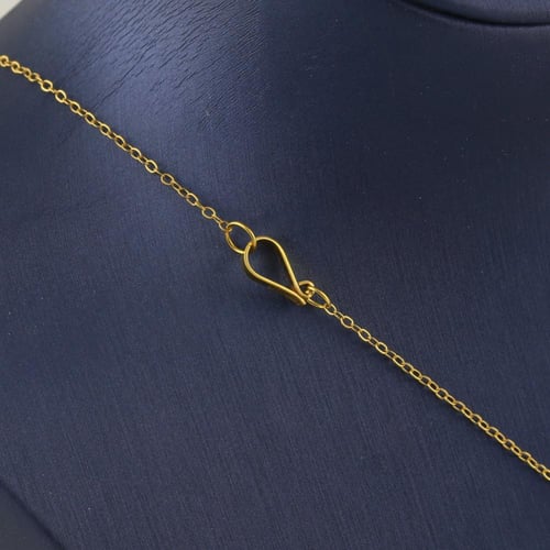 طقم ذهب دورين مبروم هندسي و ورود - عيار 21