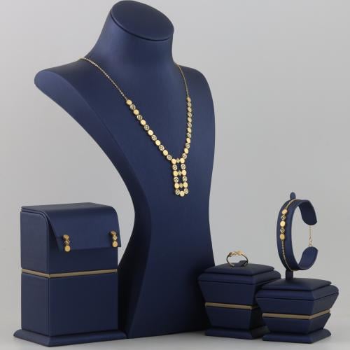 طقم ذهب دوائر لماع و مزخرف - عيار 21