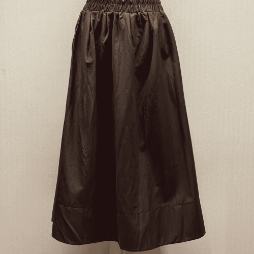 Standing skirt