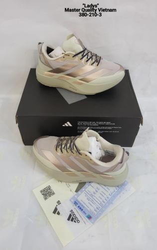 حذاء نسائي أديداس Adizero Evo SL – خفة وأداء بثبات...
