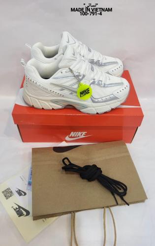 حذاء رياضي نسائي نايك P7000