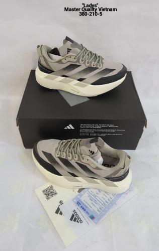 حذاء نسائي أديداس Adizero Evo SL – خفة وأداء بثبات...