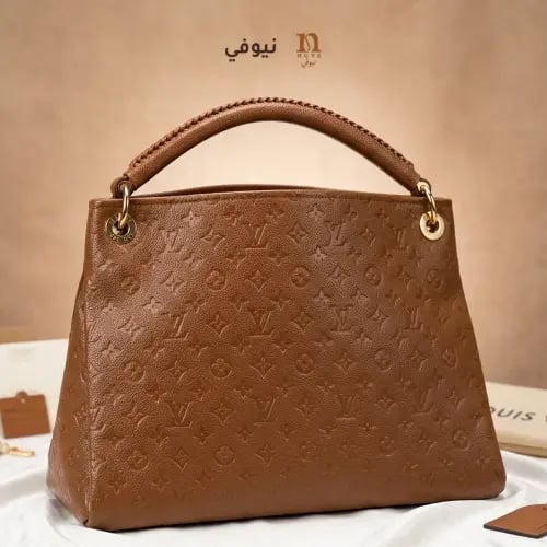 شنطة لويس فيتون نسائية بني