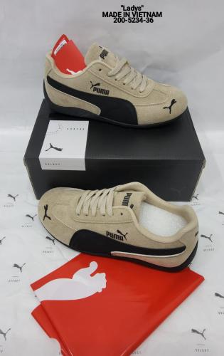 حذاء رياضي أنيق من PUMA