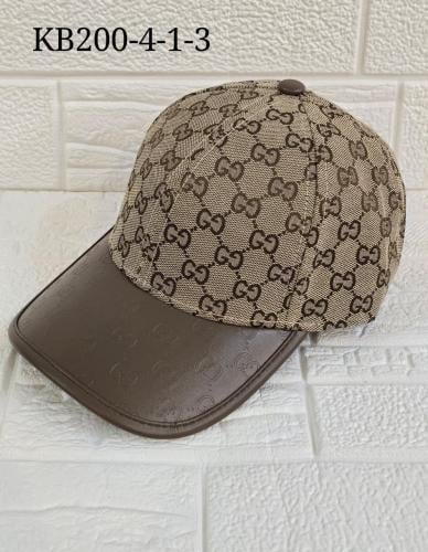 كاب أنيق بشعار GUCCI