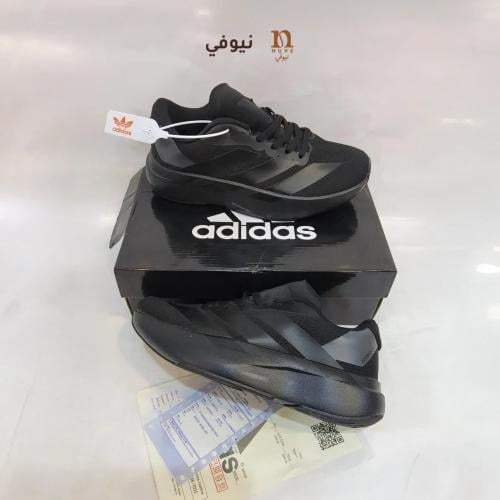 حذاء رياضي رجالي من Adidas