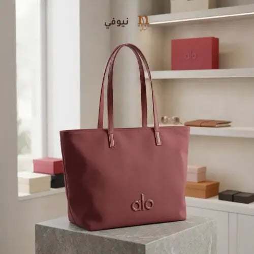 شنطة Alo قماشية نسائية حمراء | واسعة وعملية للاستخدام اليومي