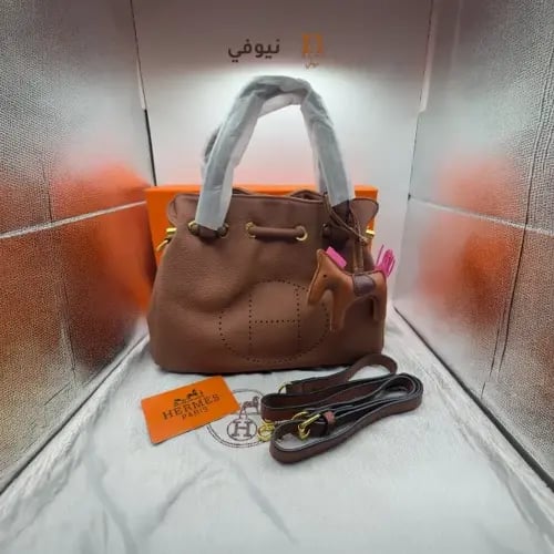 شنطة هرمز بني نسائية | حقيبة أنيقة للاستخدام اليوم...
