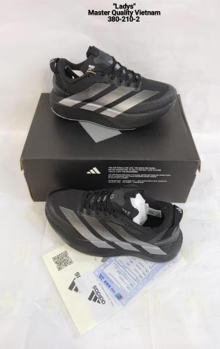 حذاء نسائي أديداس Adizero Evo SL – خفة وأداء بثبات...