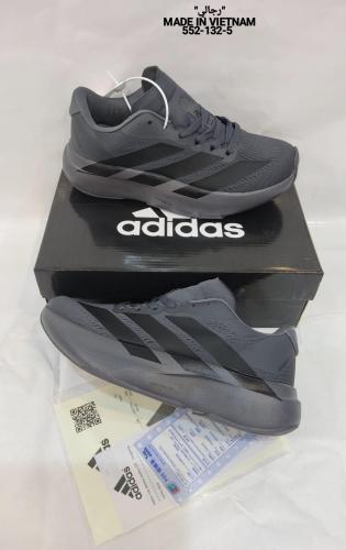 حذاء رياضي رجالي من Adidas