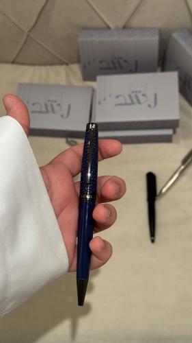 Blue ink pen