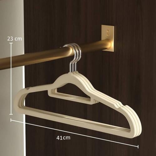 علاقة ملابس مخمل بيج 6 حبة