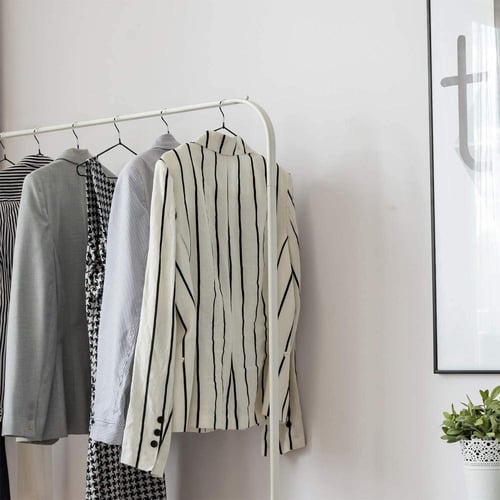 علاقات ملابس حديد ملبس بلاستيك أسود ٤٠سم ١٢ حبة صي...