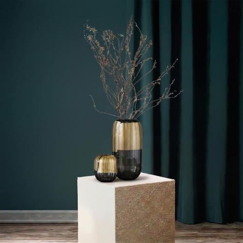 فازة "ثنائية الأفق" - فخامة الأسود والذهب بتصميم "...