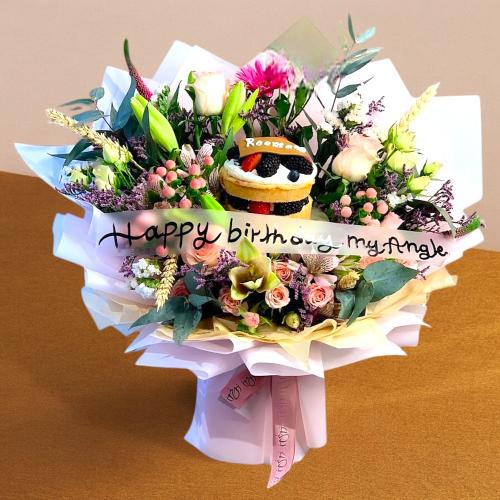 باقة "أمنية الميلاد" - بكج الليليوم والروز مع الكي...