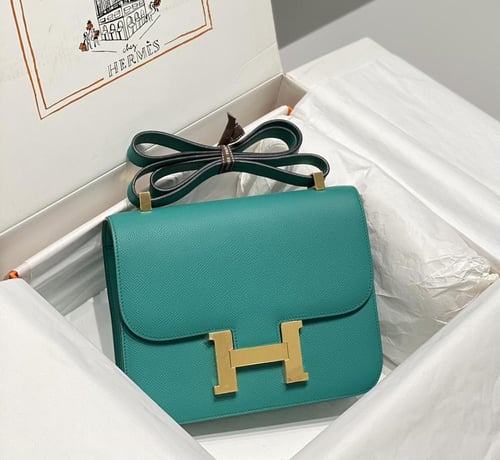 Hermès Constance 23cm – Verona Green Epsom with Go...
