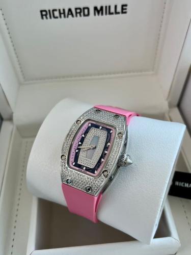Richard Mille RM07-1 – Elegant Bottle-Shaped Case...