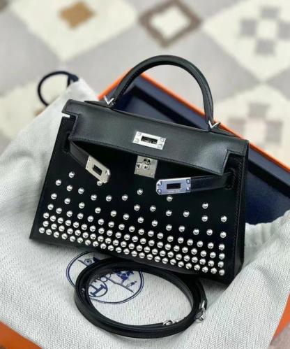 Hermès Kelly Sellier Studded (Swift Leather with P...