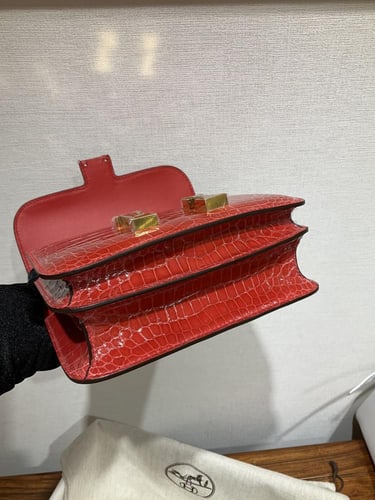 Constance Kang Kang 19