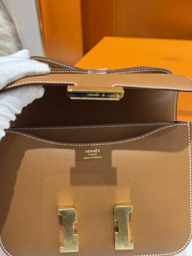 Constance 19cm in original French Epsom leather