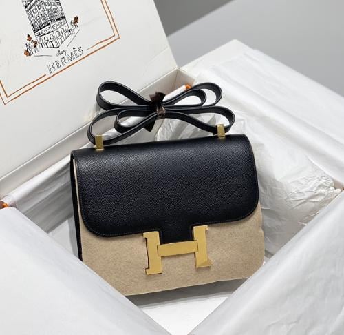 Hermès Constance 23cm Black Epsom with Gold Buckle...