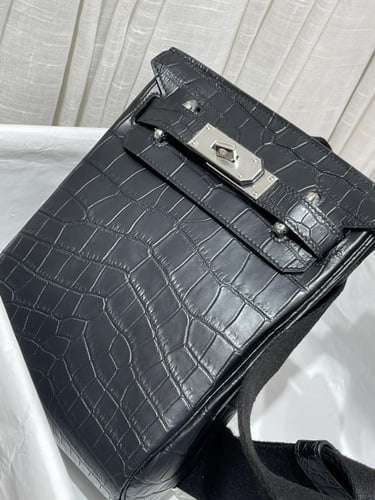Hermès Men’s Chest Bag – Matte Niloticus Crocodile...