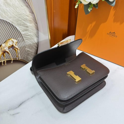 Constance 19 Epsom ebony gold buckle