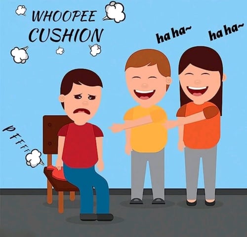 وساده ضرطة ووبي