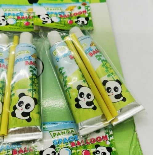 الباندا بالون الفضاء
