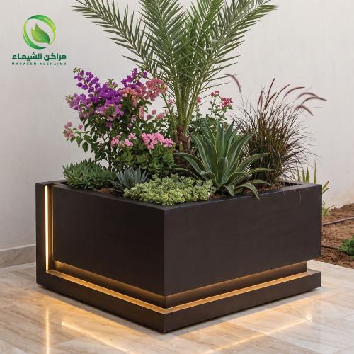حوض زراعة الاشجار وسط فايبر مضئ