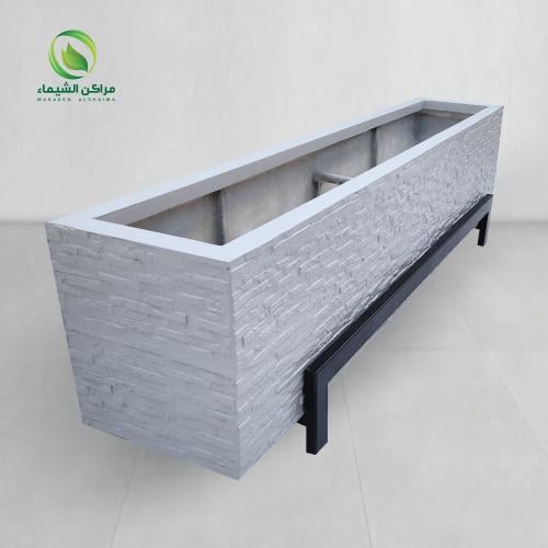 حوض زراعي 2م حجري + قاعدة