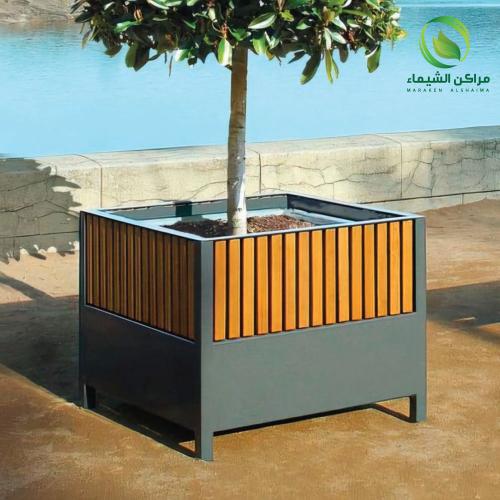 مركن زرع مودرن كبير للأشجار بقاعدة