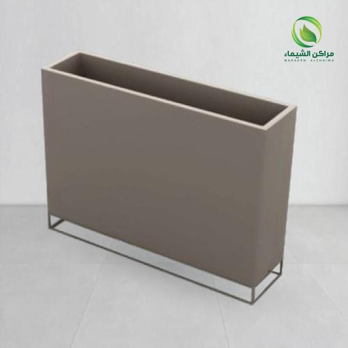 حوض زرع فيبر مع قاعدة