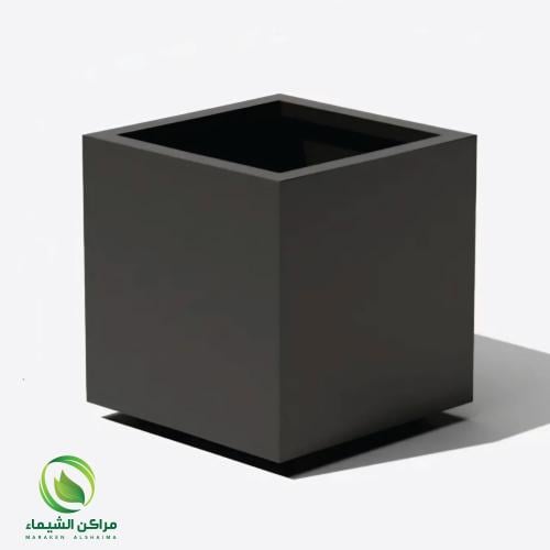 مركن زرع فيبر مربع للأشجار بقاعدة متدرجة