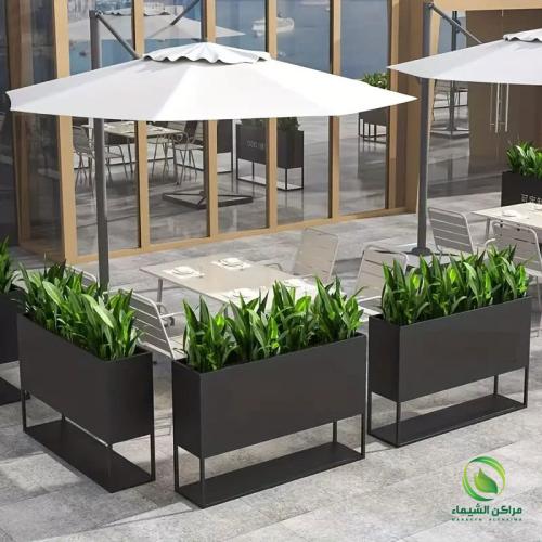 حوض للزراعه فيبر بقاعدة حديد للكافيهات والمطاعم