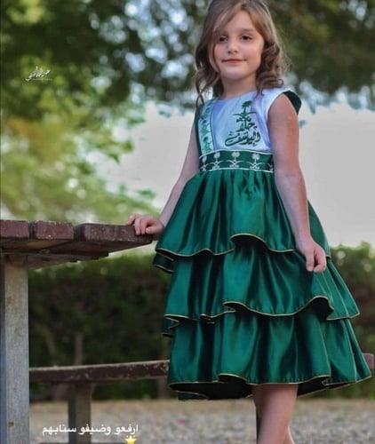 ملابس اليوم الوطني للاطفال فستان بناتي