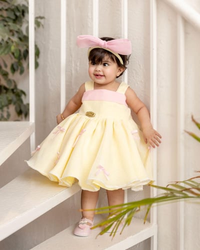 فستان الفيونكة الاصفر متوفر بعده الالوان شامل اكسس...