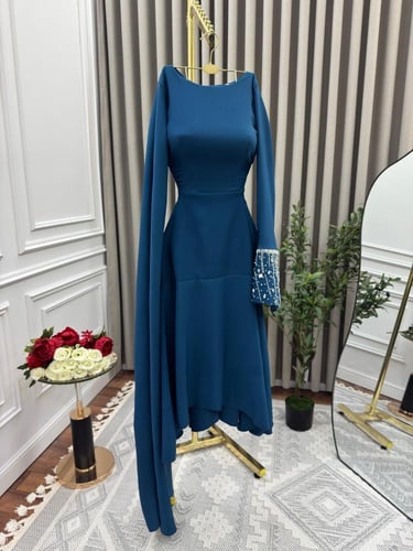 فستان العهد