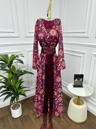 فستان اسراء