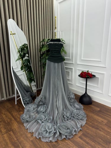 فستان نوادر