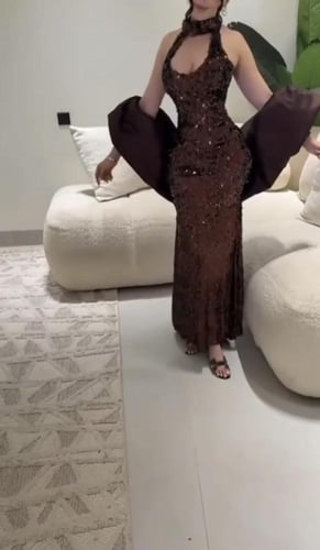 فستان ناديه