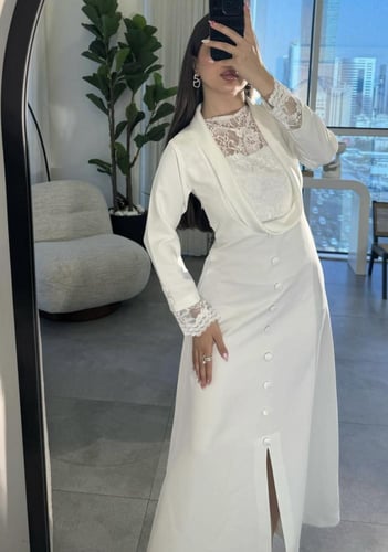 فستان دانتيل