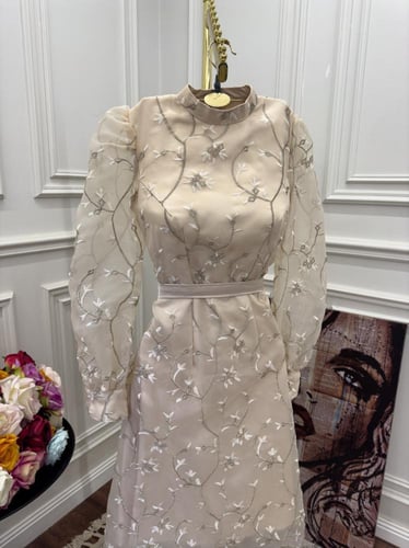 فستان غيداء