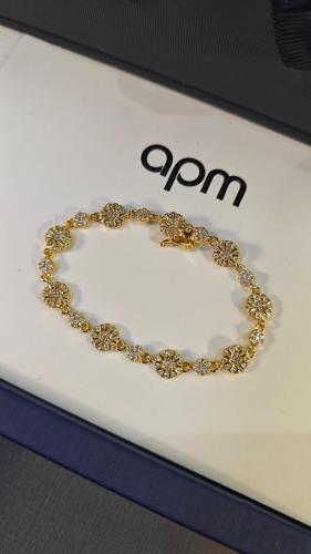 سوارة يد انيقة
