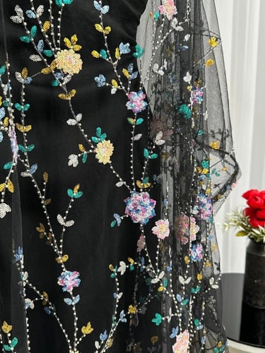 فستان عفراء